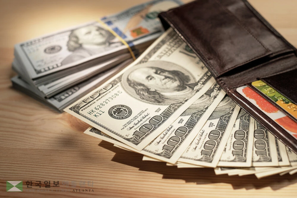 유틸리티 보증금 등 찾아 가지 않은 돈을 주정부가 별도의 신청 없이도 되돌려 주는 법안이 주의회에서 추진되고 있다.<셔텨스톡>