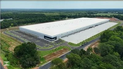 ICE 구금시설로 사용될 예정이었던 소셜 서클 웨어하우스.