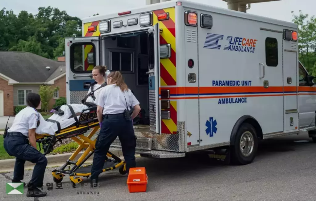 구급차 비용 상한선을 설정하고 비용도 보험사에 직접 청구하도록 하는 법안이 주의회를 최종 통과됐다.<셔텨스톡>