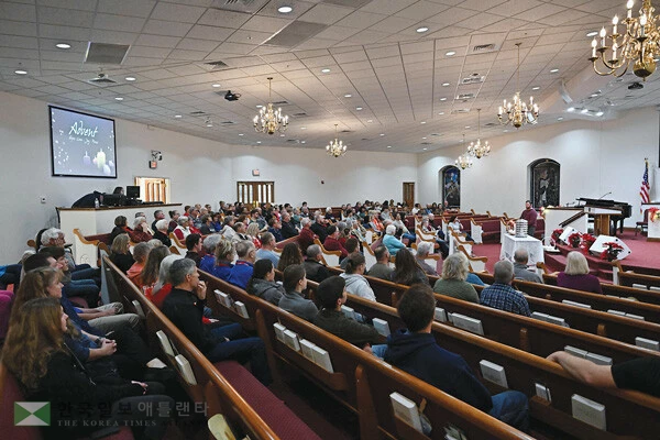 AI 기술을 행정 또는 콘텐츠 제작 등에 활용하는 교회가 늘고 있다. 하지만 AI 사용에 따른 설교 표절, 메시지 진정성 문제를 우려하는 교회도 많은 것으로 조사됐다.