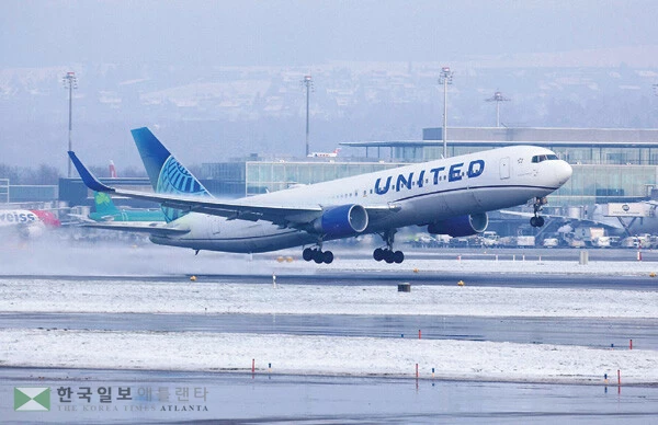   유나이티드항공과 아메리칸항공 여객기. [로이터]