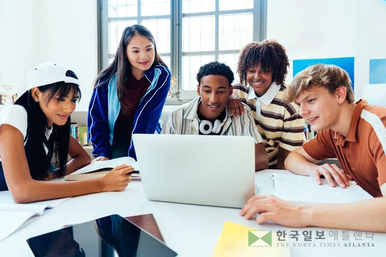  대학 학비가 갈수록 오르는 가운데 2년제 커뮤니티 칼리지가 저렴한 학비, 실무 중심 교육 과정 등으로 주목받고 있다.<사진=Shutterstock>