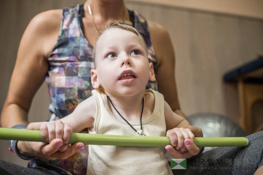 조지아 메디케이드 운영업체 지급비용 삭감 결정으로 저소득층 아동에 대한 물리 및 심리치료 서비스 축소가 우려되고 있다.<셔텨스톡>