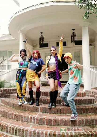 '케데헌' 코스튬을 입은 펑키 디바 앤드 듀드의 엔터테이너들[펑키 디바 앤드 듀드 홈페이지 갈무리. 재판매 및 DB 금지]