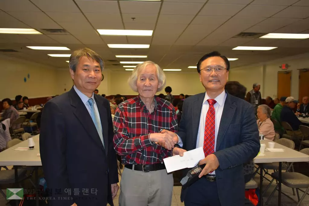 <사진> 교협, 한인회비 납부 협력 약속