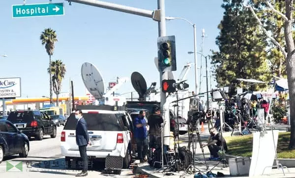 우즈 건강에 쏠린 관심…병원 앞 취재열기