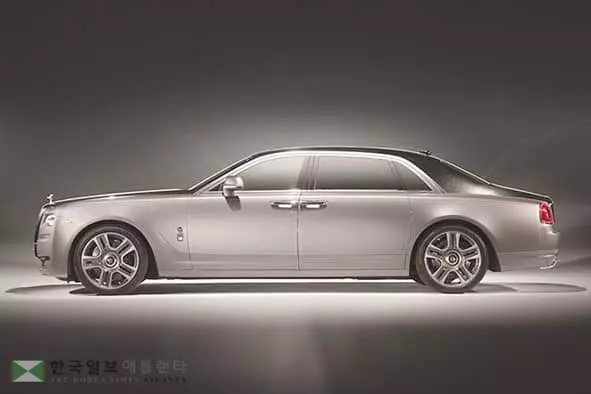 1,000개의 다이아몬드를 입은 롤스로이스‘고스트 엘레강스’
