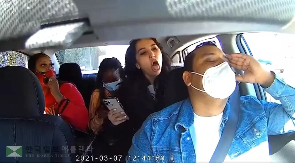 '마스크 착용 요청' 아시아계 우버 운전사에 기침·난동