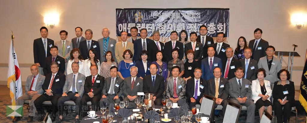 새 정부 개혁 성과내도록 도와야