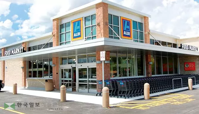 알디“5년간 900개 매장 더 열 것” 리들“주내 첫 오픈… 100곳 추가”