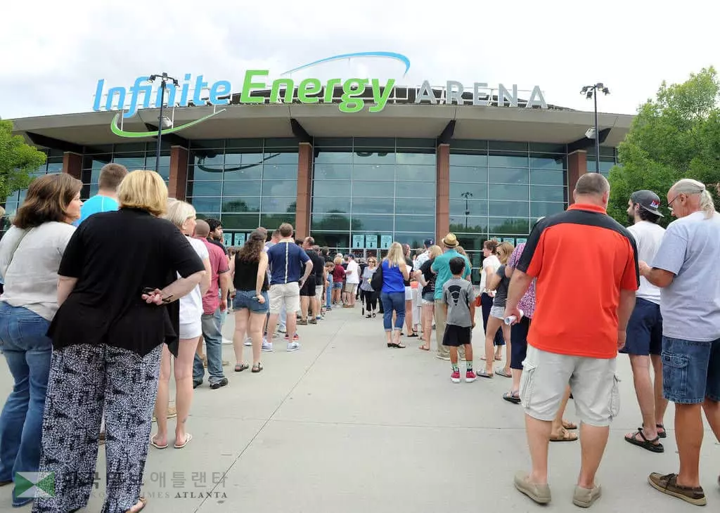 '공연마다 매진' 인피니티 센터 즐거운 '비명'