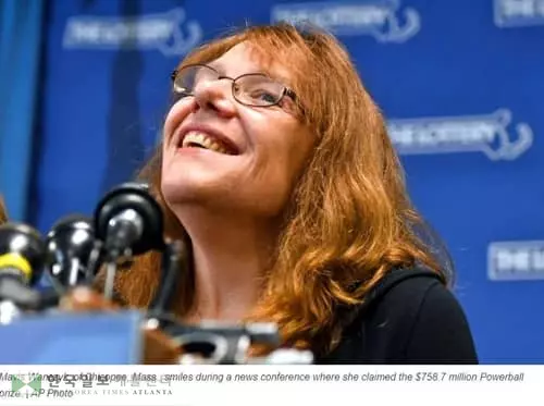 파월볼 '잭팟' 터졌다...매사추세츠 50대 여성