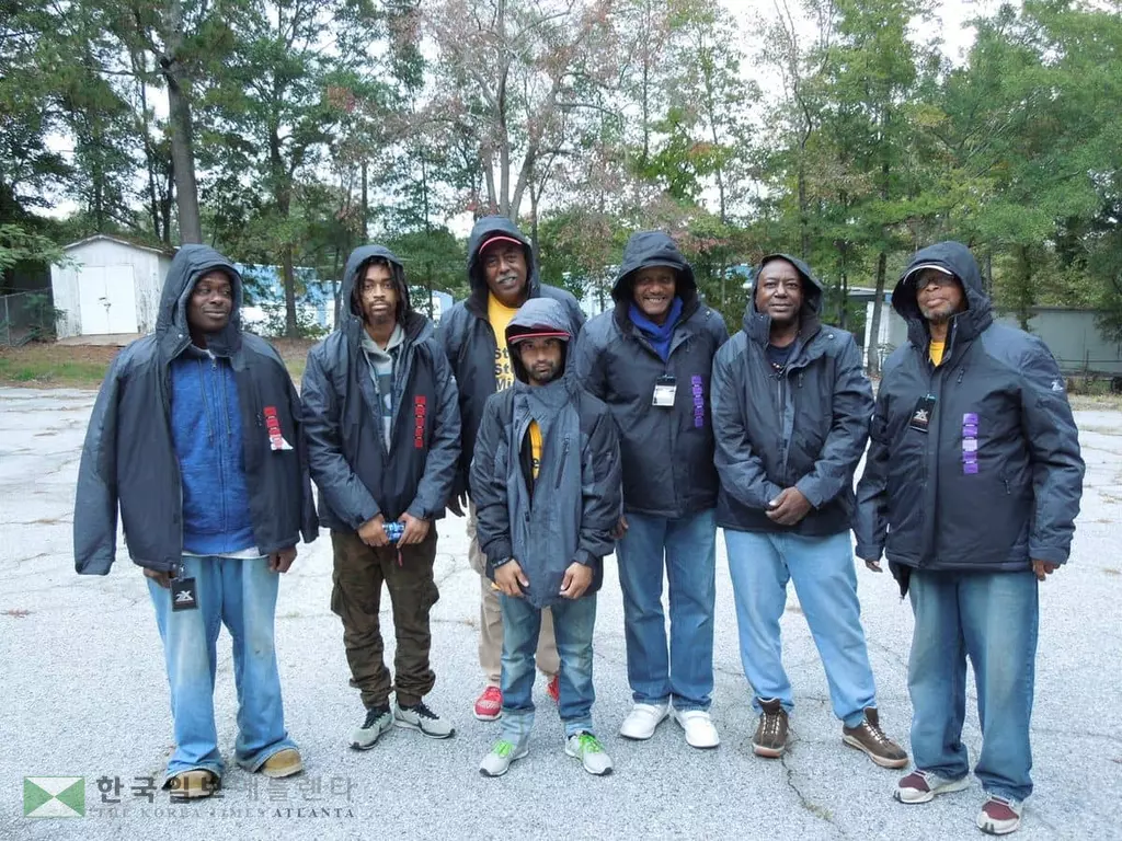 "노숙자들에게 따뜻한 겨울을..."