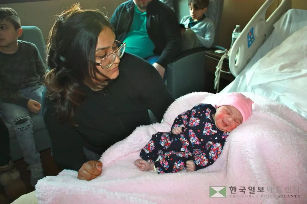 <사진>2018년 새 해 귀넷 첫 아기