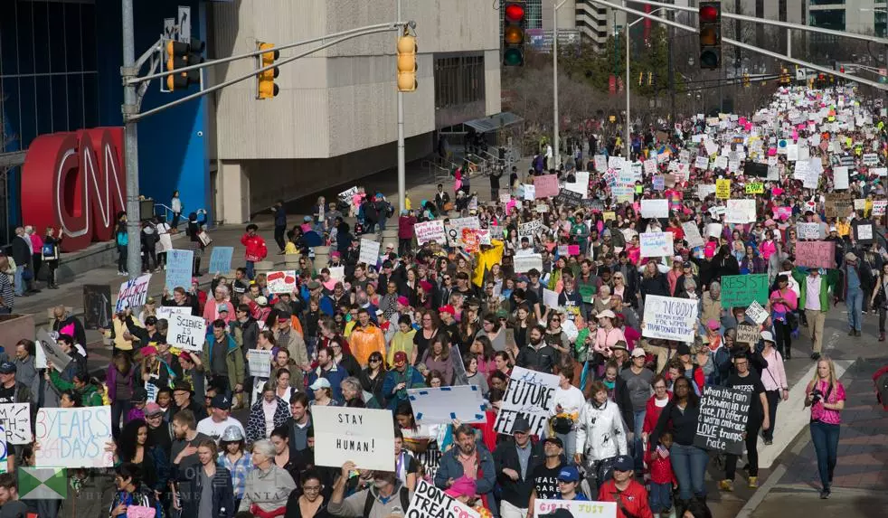 트럼프 등장 이후 미국인 5명 중 1명 거리시위 나섰다