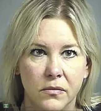 "목 베어 죽여 버리겠다"... '막말에 갑질' 조지아 여의사 '쇠고랑'