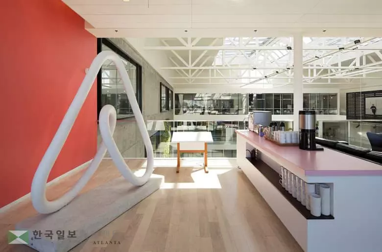 에어비앤비(Airbnb)가 ‘관광 난민’을 만든다는데?