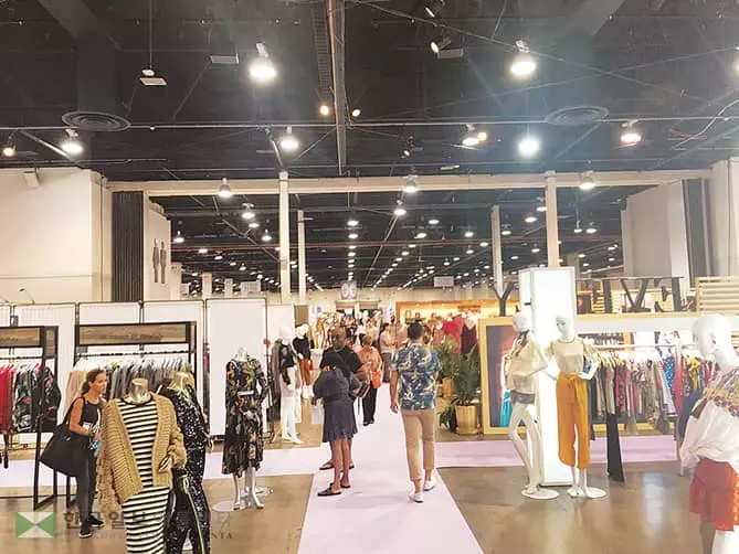 “매직쇼 덕 좀 보네”한껏 고무된 의류업계