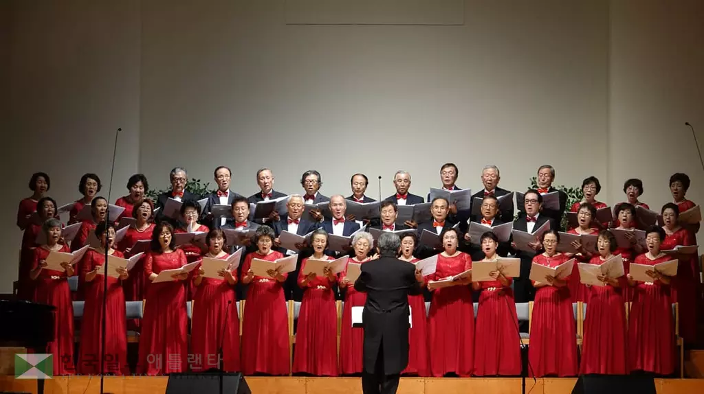 <사진> "합창으로 하나님께 영광"