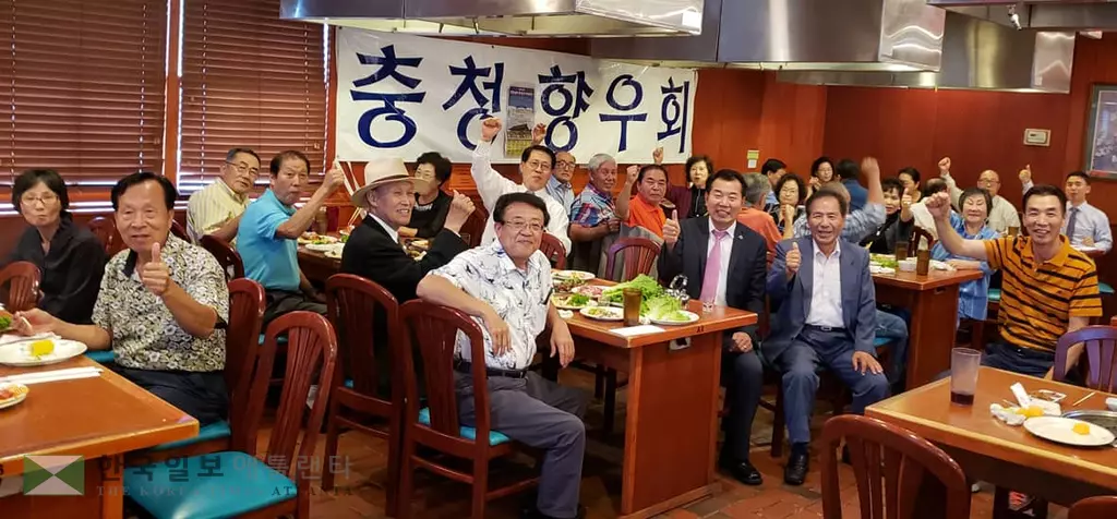 "추석 맞아 고향 친구들과 향수 달랬어요"