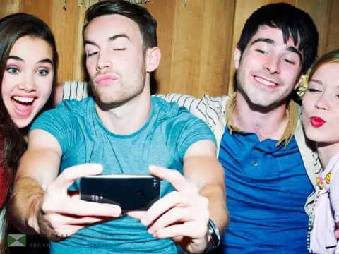 ‘밀레니얼 세대’를 잡아라