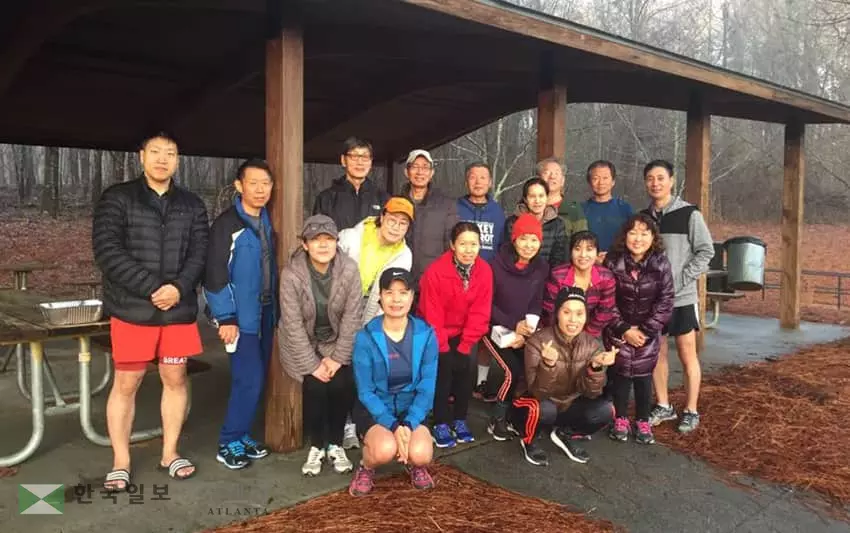 '달리고 오르고 기도하고...' 한인들 힘찬 새해 출발