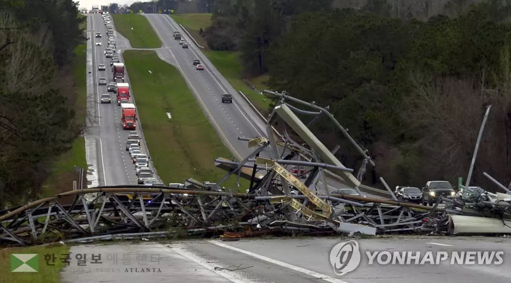 조지아·앨라배마 강력 토네이도... 23명 사망· 수십명 부상