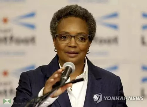 시카고서 첫 동성애 흑인 여성시장 탄생