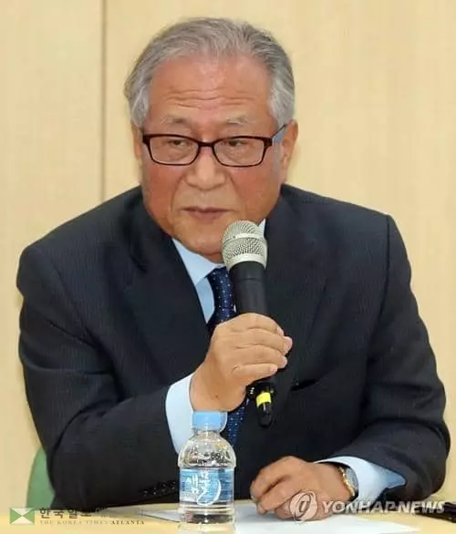 "볼턴, 인디언 죽인 백인기병대장 같은 사람"