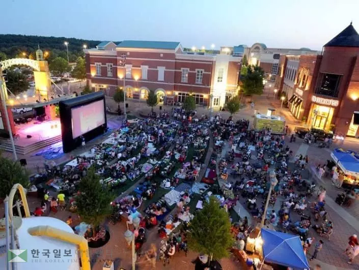 한 여름밤 별빛 아래서 영화를