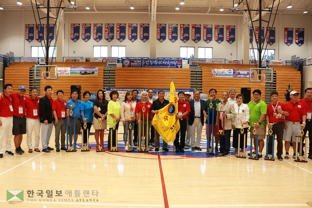 애틀랜타, 지난해 빼앗긴 우승기 되찾았다