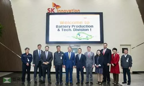 방한 켐프 주지사 'SK 이노' 서산 공장 방문