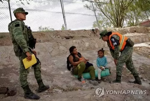 "매일 한명꼴 전 세계서 이주 어린이 사망"