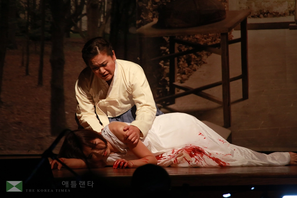 오페라에 전시회까지... 감동 담은 기념식