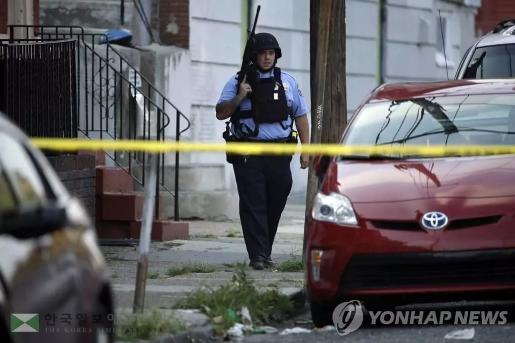 마약범-경찰 대치극... 경찰 6명 부상