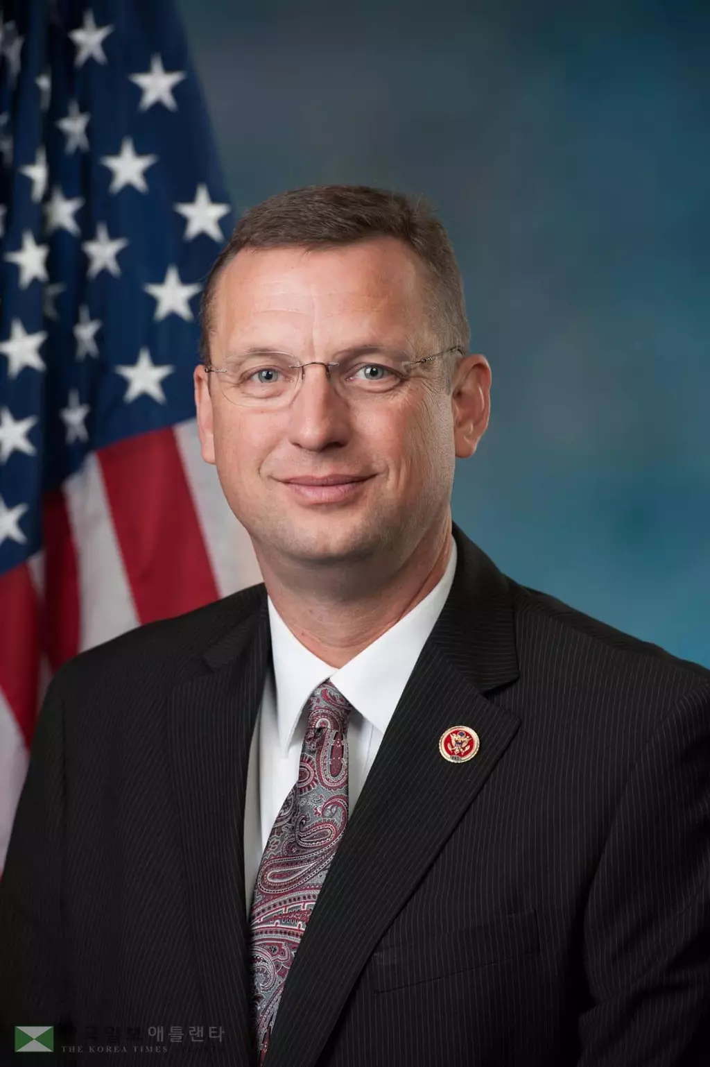 아이잭슨 후임, 로플러 vs 콜린스로 압축