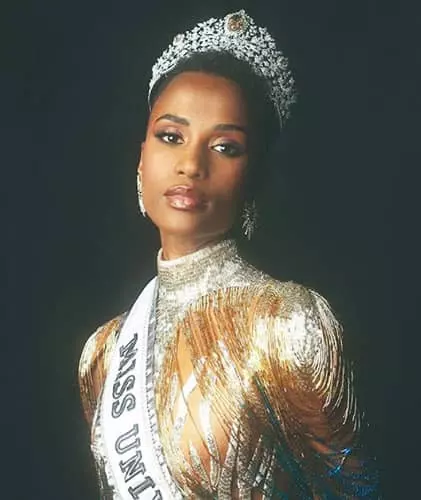 미스 유니버스 대회 8년만에 흑인 왕관, 남아공 모델 출신 1위
