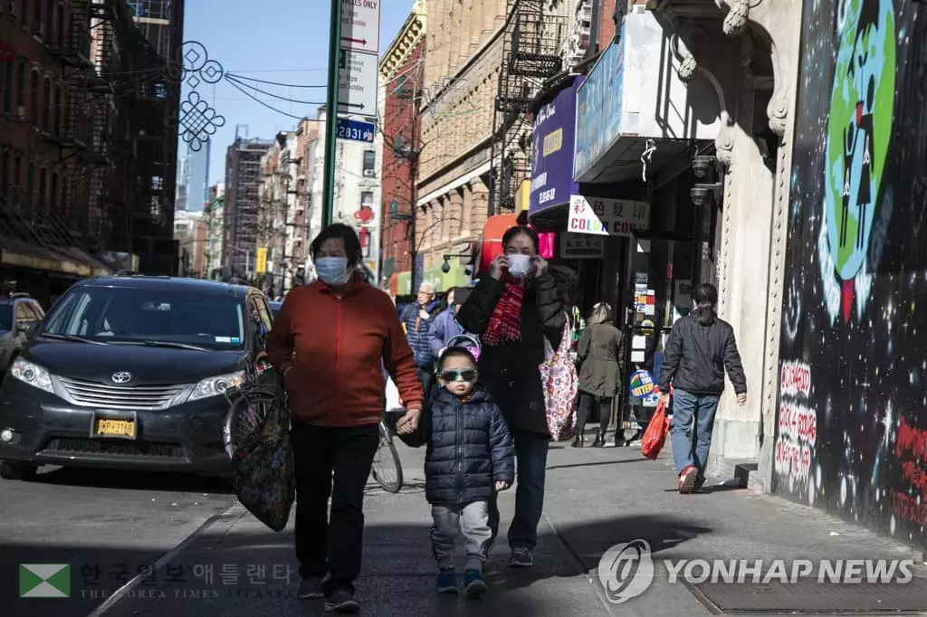 발로차고 욕하고…'코로나 확산' 뉴욕서 아시아계 증오범죄 속출
