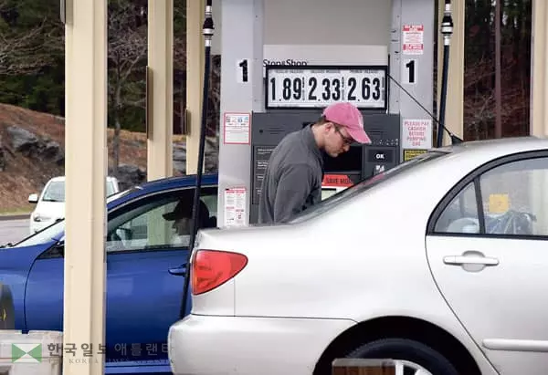 전국 평균 개스값 2달러 아래로… 가주는 3.04달러