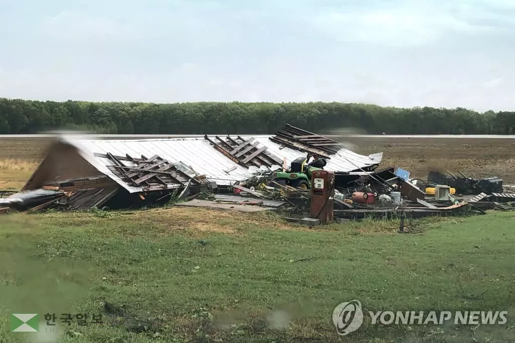 코로나19도 힘든데…부활절 미 남부 토네이도 강타로 18명 사망