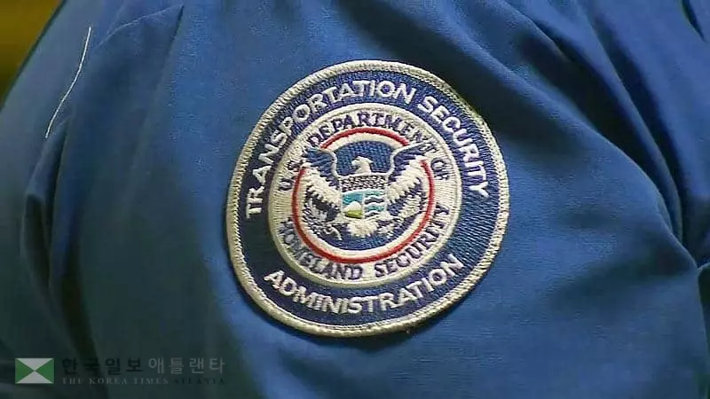 공항 근무 '교통안전청' 직원 코로나 감염 사망