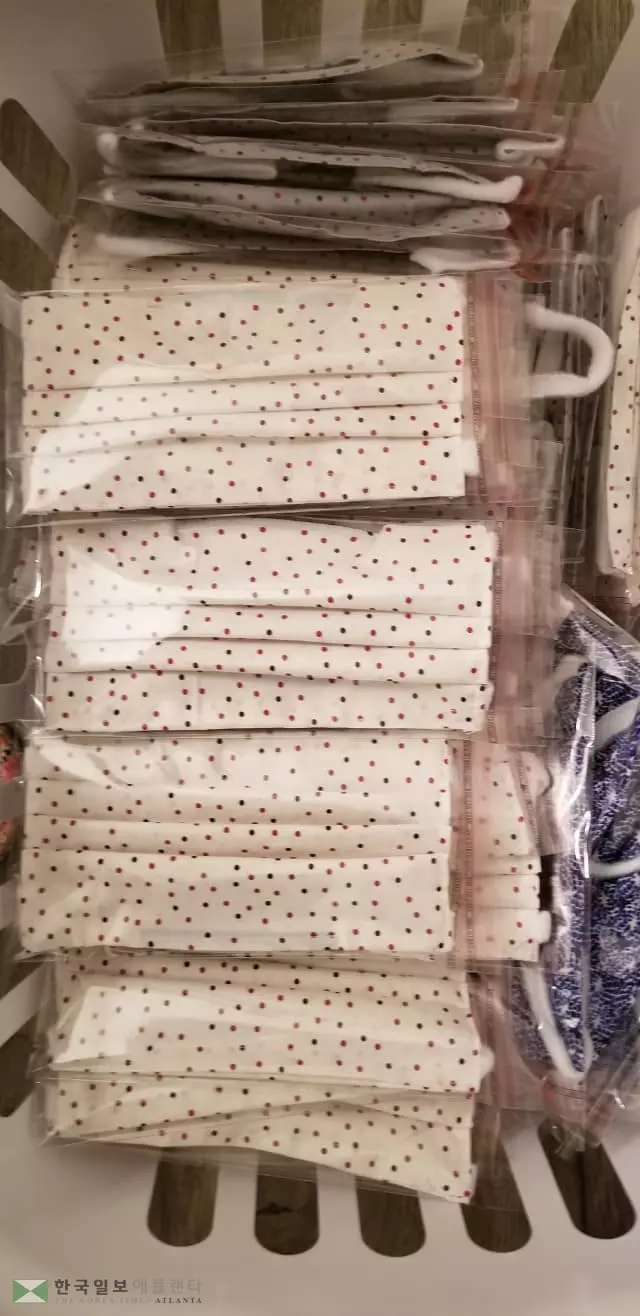 “지역 병원 의료진 위해 마스크 만들어요"