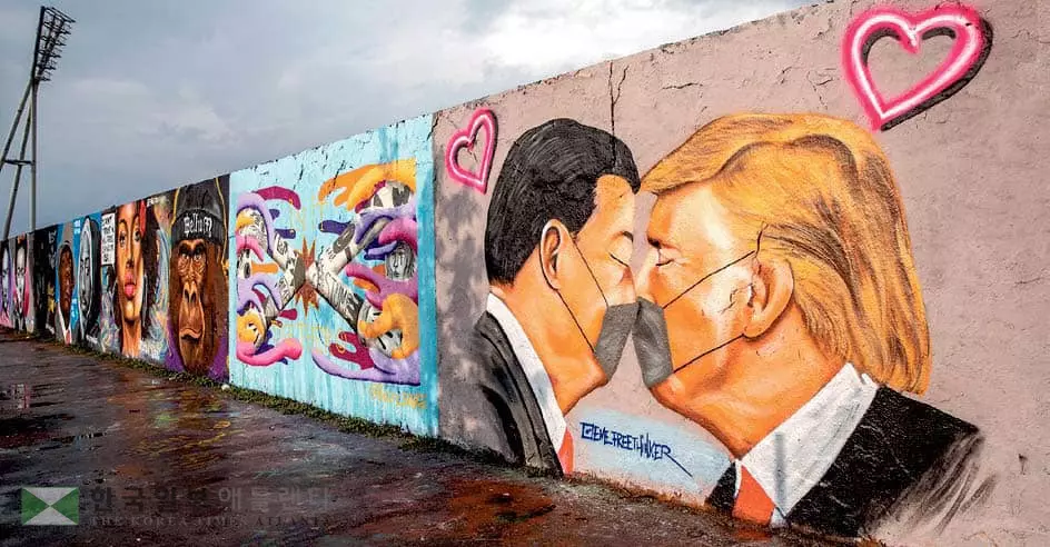 재선 급한 트럼프… 경제 재개 박차 속 중국 때리기