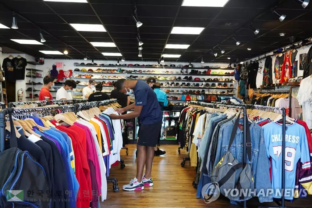 미 서서히 경제활동 제한 풀고 있지만…국민 대다수는 반대