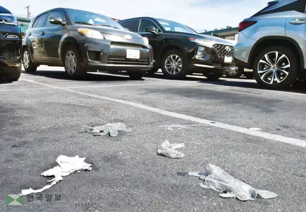 “마구 버려진 마스크·장갑…이래도 되나요”