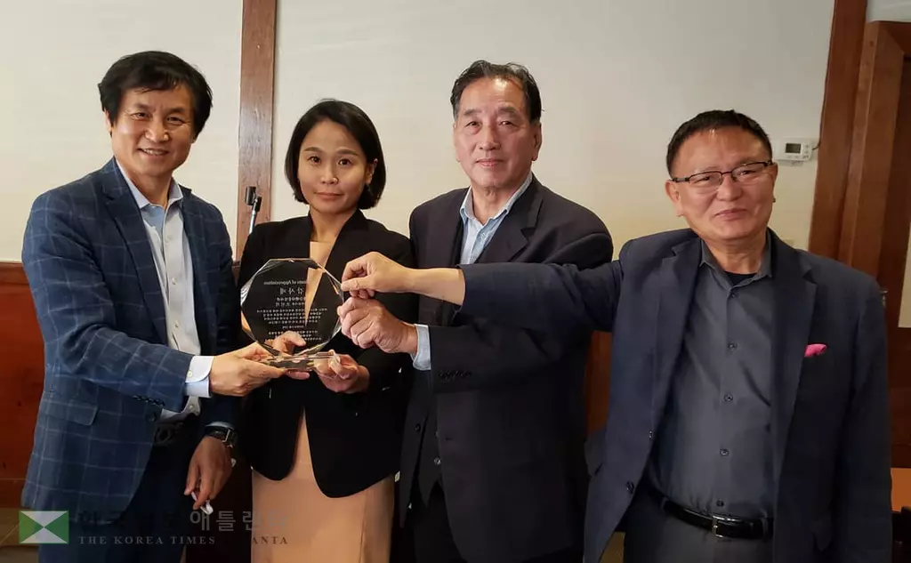 조선희 선거영사 이임...한인단체 감사패