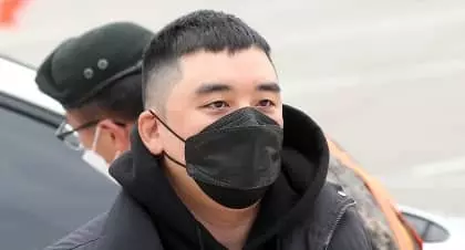 ‘군인’ 승리, 軍법정 선다..버닝썬 재판 군사법원 이송