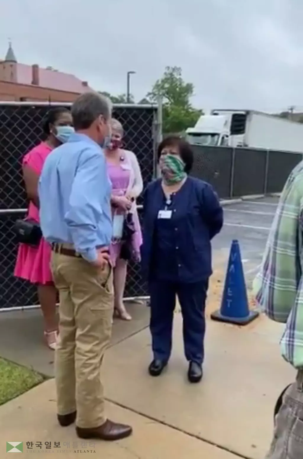 켐프 "규제완화 계속 추진하겠다"