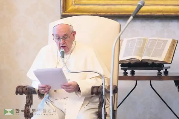교황 “백신 민족주의 안 된다”