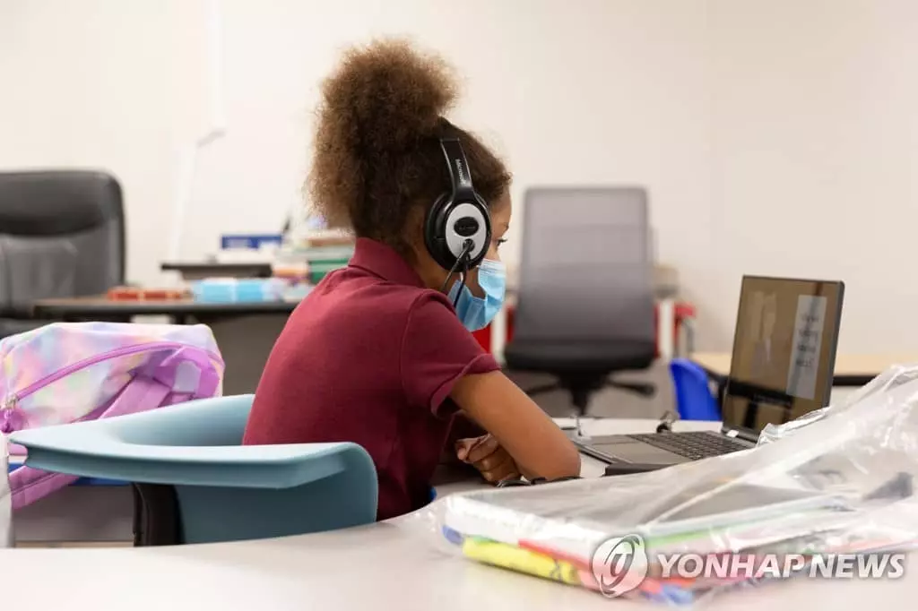 중국제재의 역습…개학 앞두고 노트북 부족사태 직면한 미국 학교들